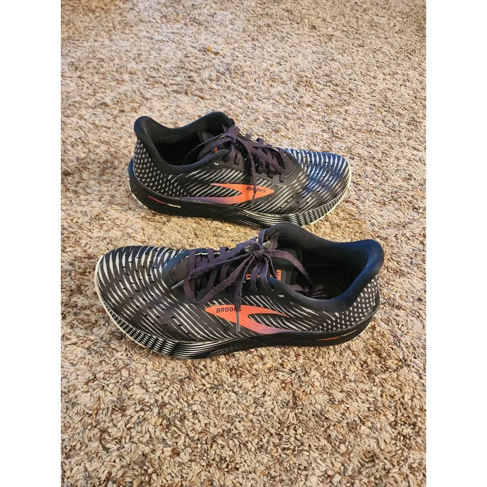 Brooks Hyperion Tempo Womens Running Shoes Black White Orange 1203281B026 Sz 8.5